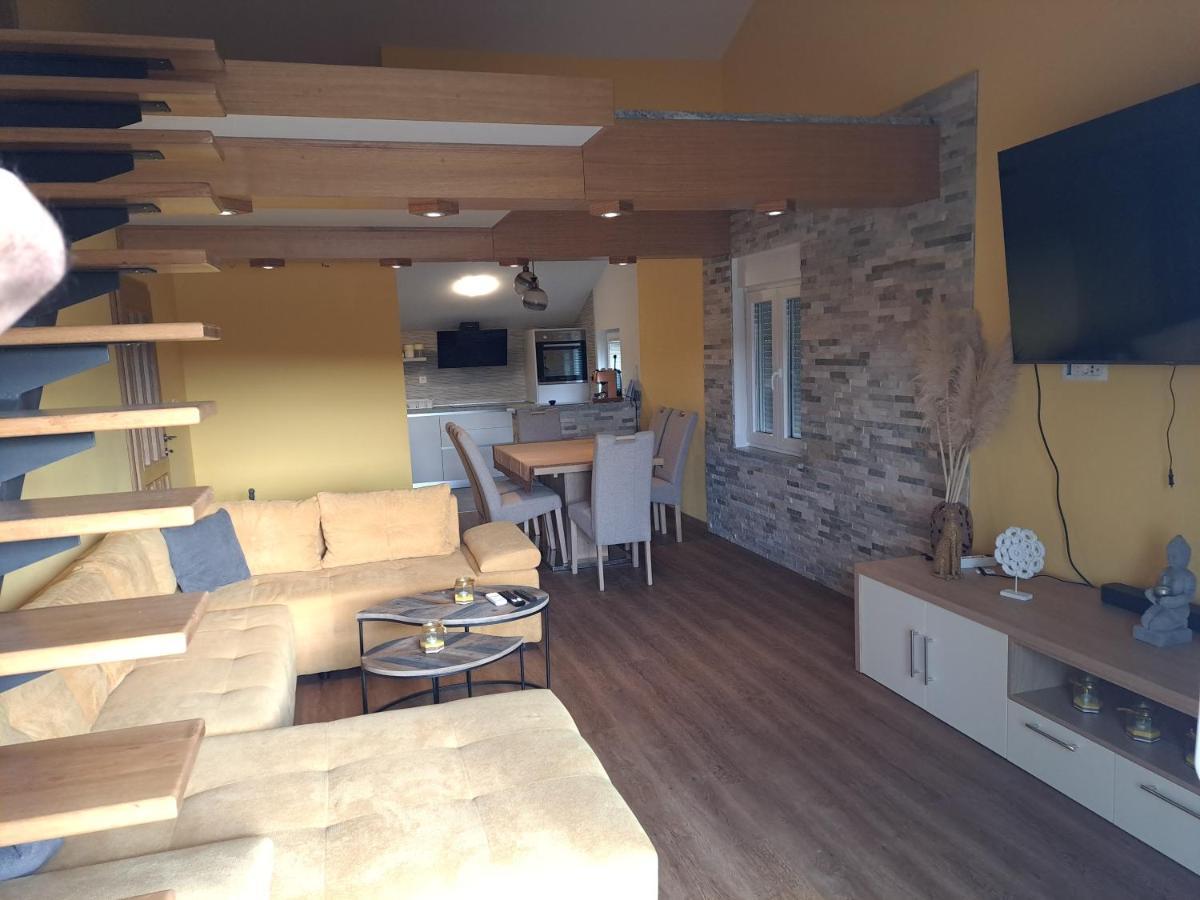 Apartman Vidas Palit Dış mekan fotoğraf